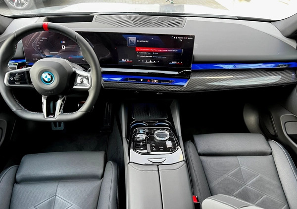 BMW i5 cena 582900 przebieg: 5, rok produkcji 2023 z Nowy Targ małe 191